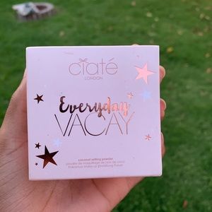 Ciaté London- Everydu Vacay Coconut Setting powder